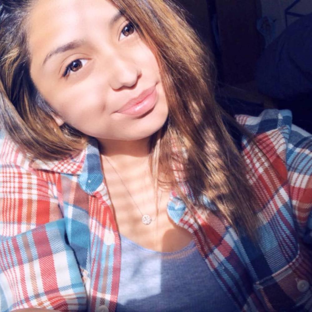 Meet your Posher, Alyissa
